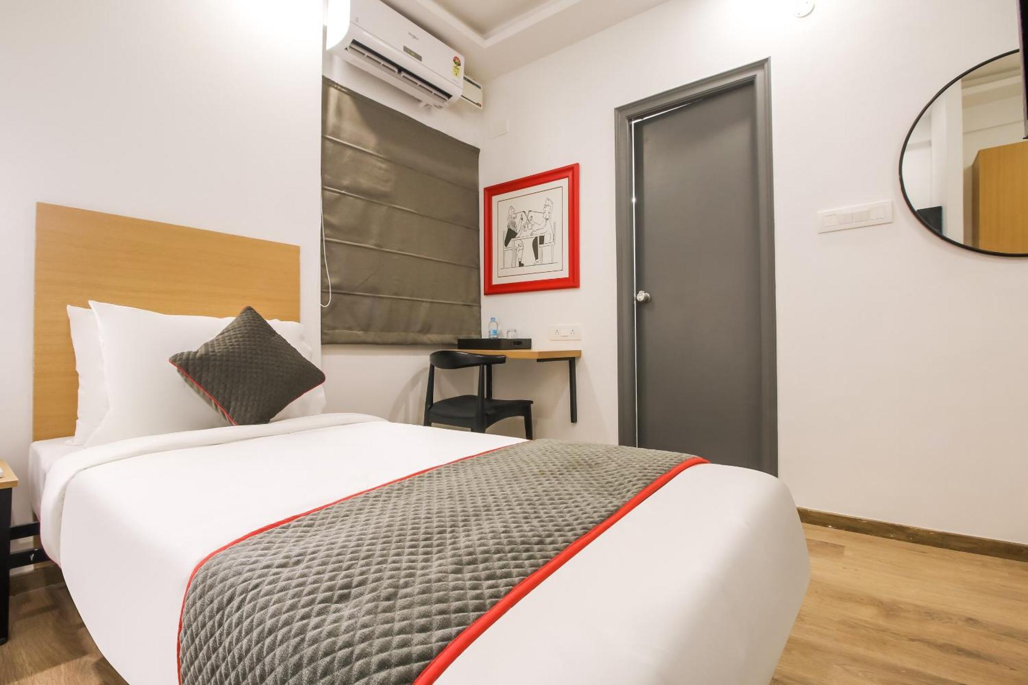 Townhouse Jayanagar Otel Bangalore Dış mekan fotoğraf